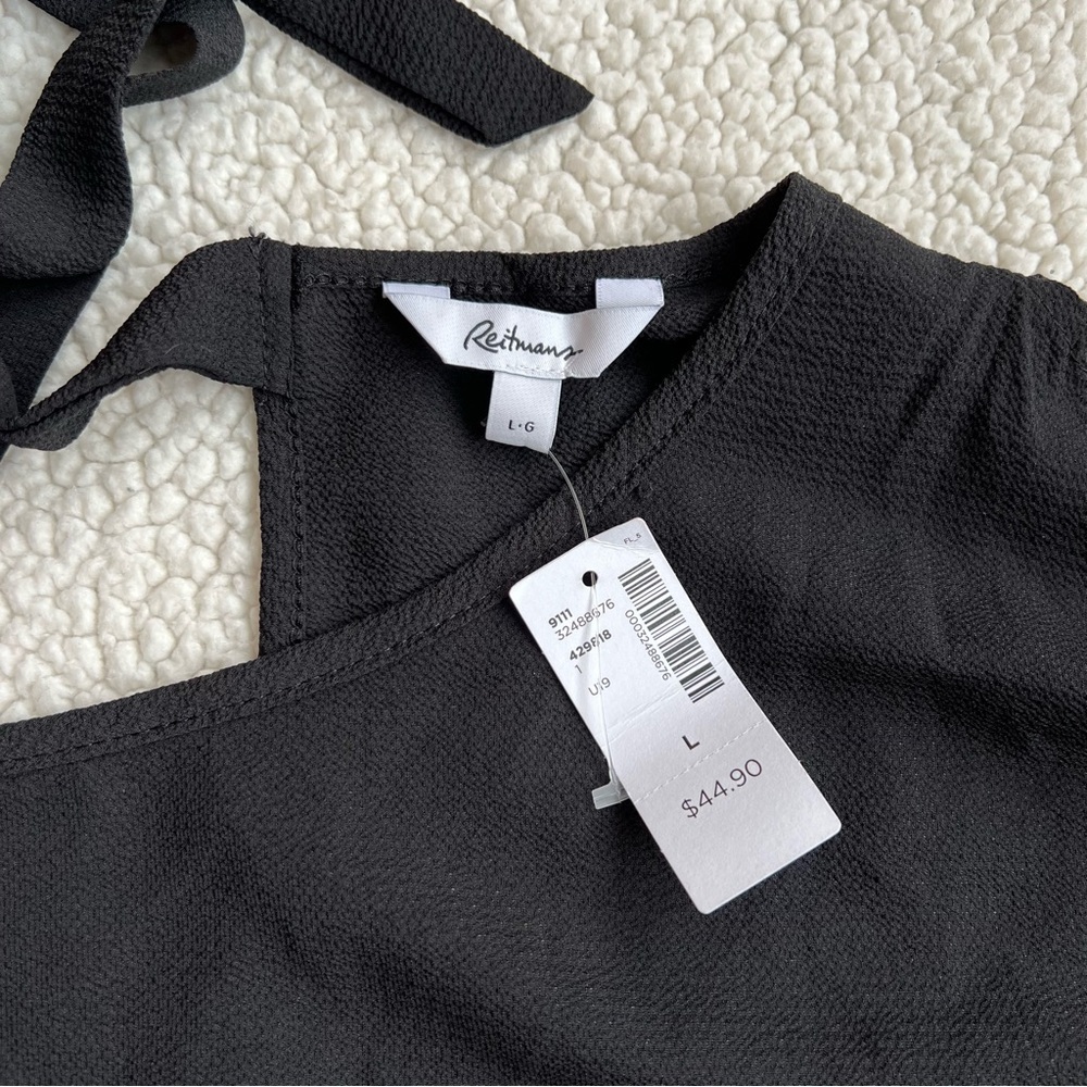 New Reitmans Short Sleeve Crew Neck - Picture 6 of 9